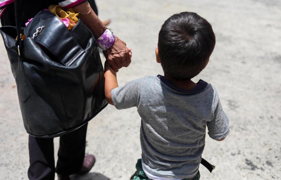 Ecuador adoptará protocolo para proteger a menores venezolanos migrantes