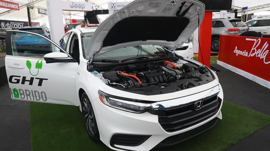 Autoferia Popular aprueba préstamos por RD$5,305 MM Autoferia Popular aprueba préstamos por RD$5,305 MM