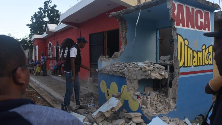 Cabildo de Santo Domingo Este ejecuta programa de desarrabalización Cabildo de Santo Domingo Este ejecuta programa de desarrabalización