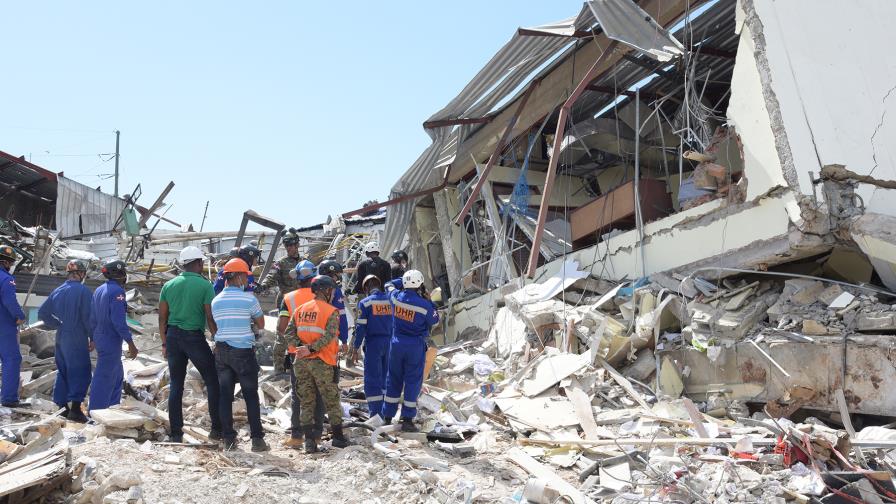 Polyplas dice que fuga de gas provino del camión-tanque Polyplas dice que fuga de gas provino del camión-tanque