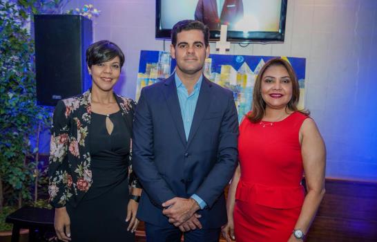 Mazara Abogados con un Wine Jazz & Fine Arts Mazara Abogados con un Wine Jazz & Fine Arts