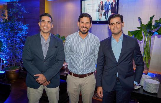 Mazara Abogados con un Wine Jazz & Fine Arts Mazara Abogados con un Wine Jazz & Fine Arts