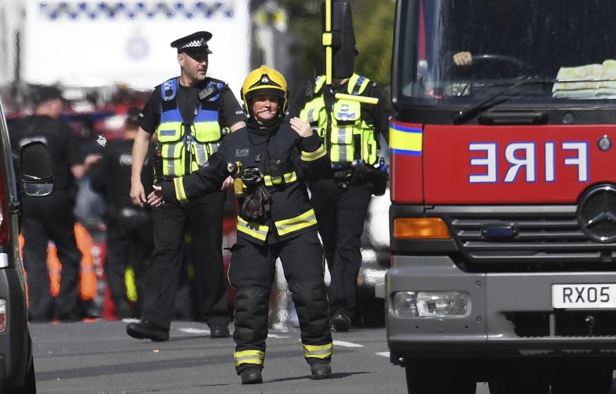 Ascienden a 22 los heridos en ataque a Metro de Londres; buscan un sospechoso