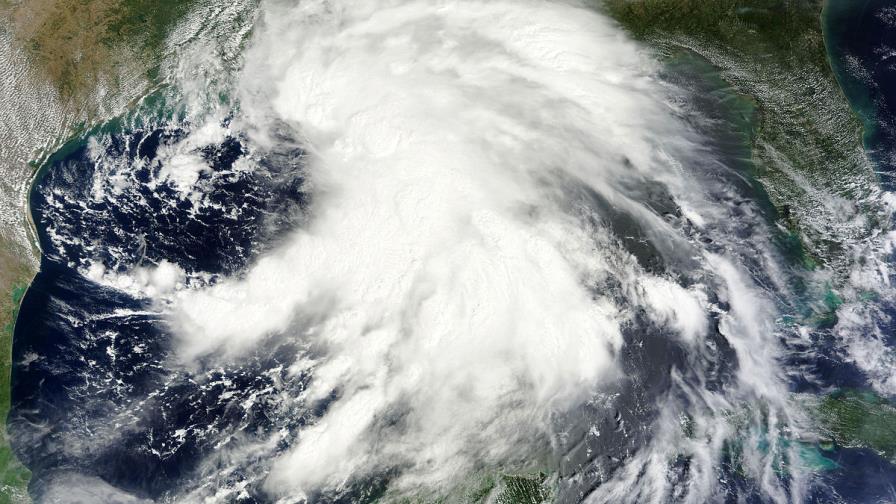 Se forma en aguas abiertas del Atlántico la tormenta tropical Lee