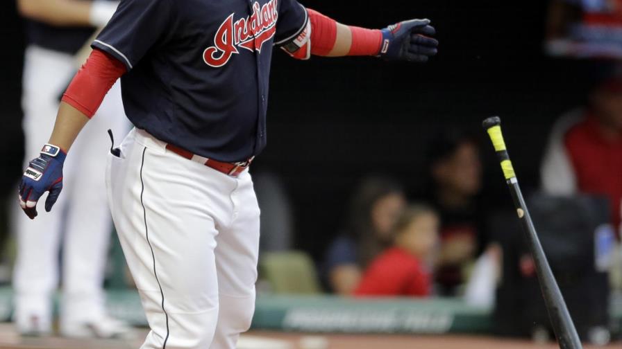 Encarnación jonrón 35, Santana de 4-2 y Almonte de 3-1 en triunfo de Cleveland 