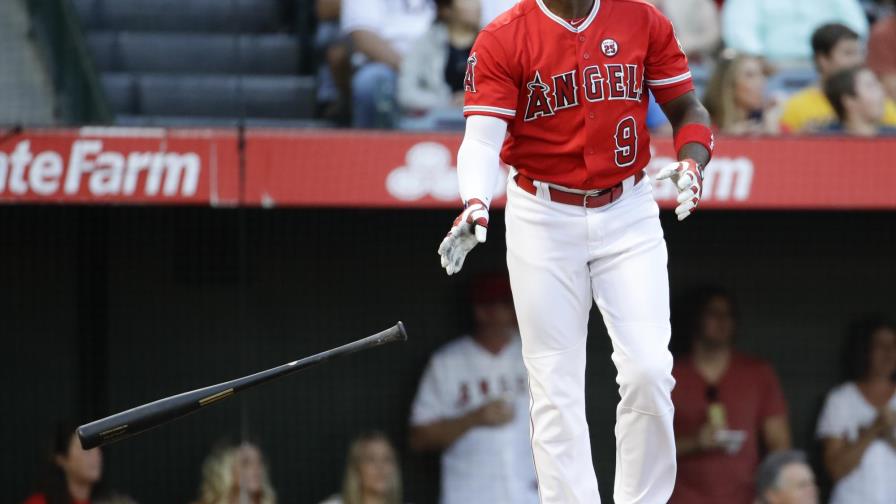 Upton pega dos vuelacercas en victoria de Angelinos ante Texas