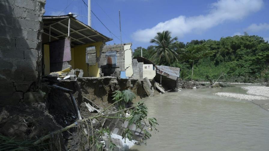 Damnificados por lluvias Moca claman ayudas del Gobierno