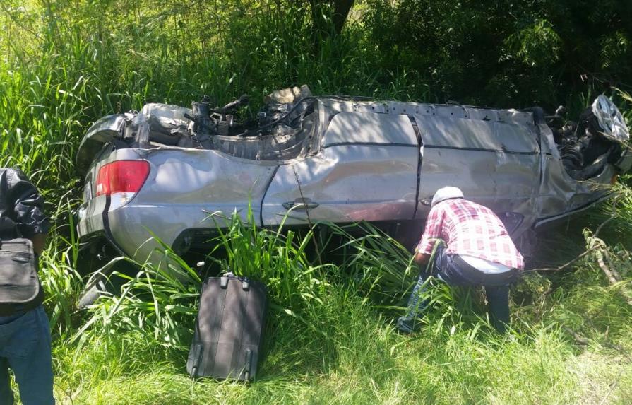 Mueren tres personas en accidente de tránsito en Montecristi