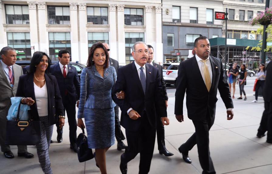 Presidente Medina llega a Nueva York para participar en asamblea de la ONU