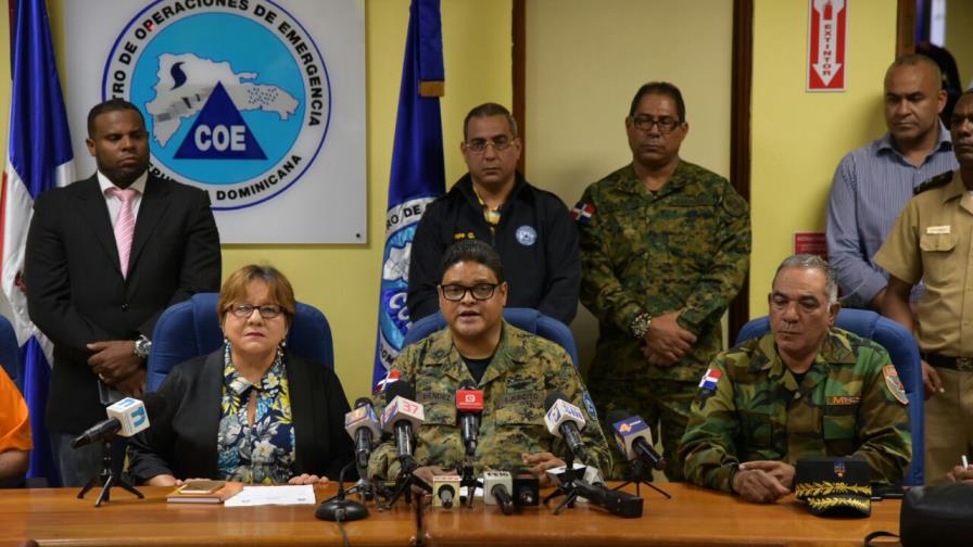 COE emite alertas para 18 provincias; ordena evacuaciones preventivas por huracán María