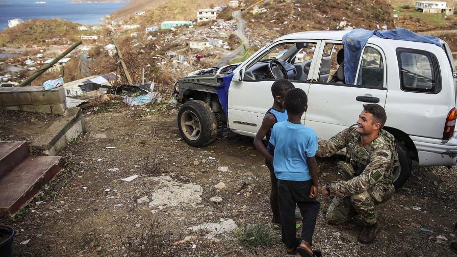 Huracán María pone su ojo sobre Puerto Rico tras destrozos en algunas islas Caribe