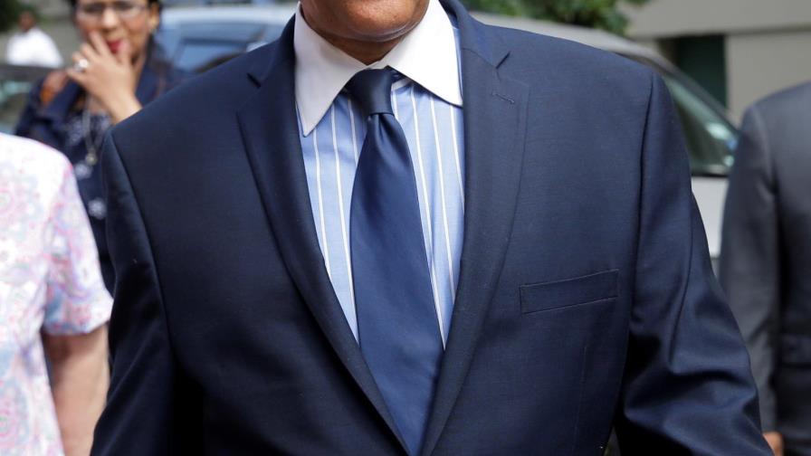 Detienen al dominicano Adriano Espaillat y a otros dos congresistas en protesta de apoyo a “soñadores” 