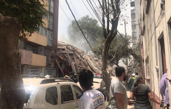 Sismo derrumba más diez edificios en distintas zonas de Ciudad de México