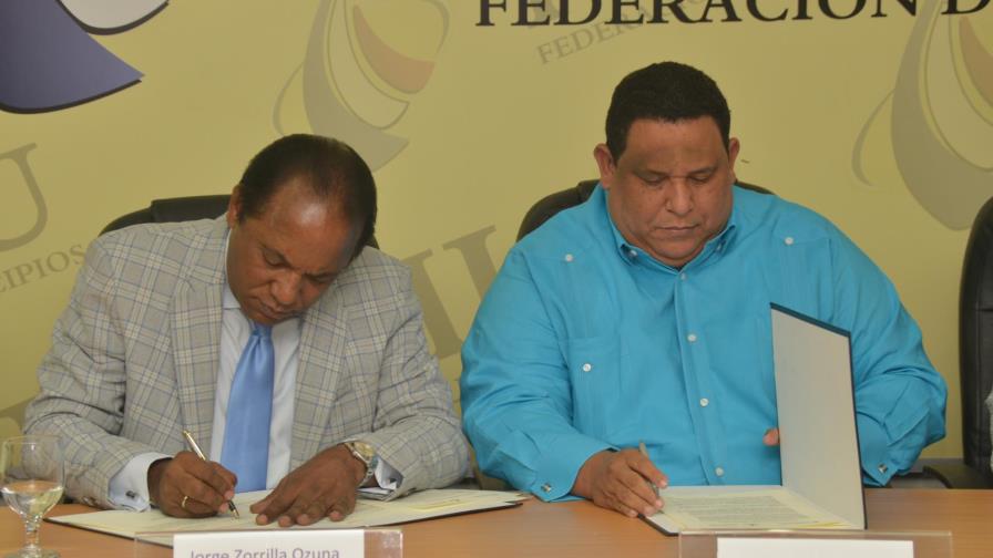 Instituciones acuerdan realizar mercados de productores en municipios del país