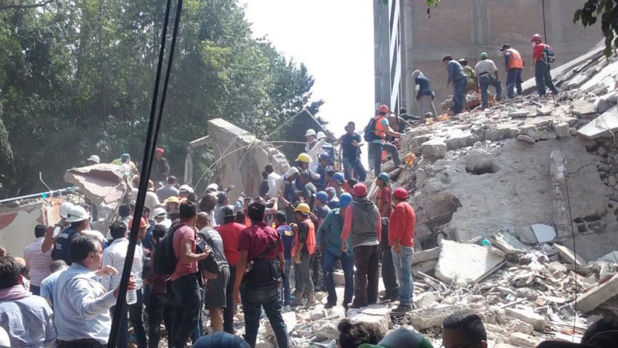 Aumenta a 92 la cifra provisional de fallecidos por el terremoto en México Aumenta a 92 la cifra provisional de fallecidos por el terremoto en México