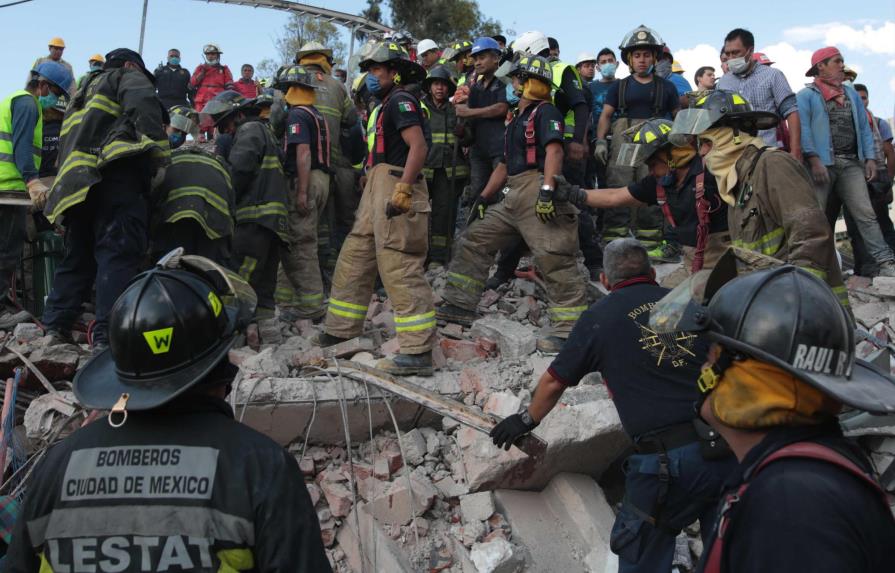 Caos, derrumbes y al menos 139 muertos tras sismo en México 