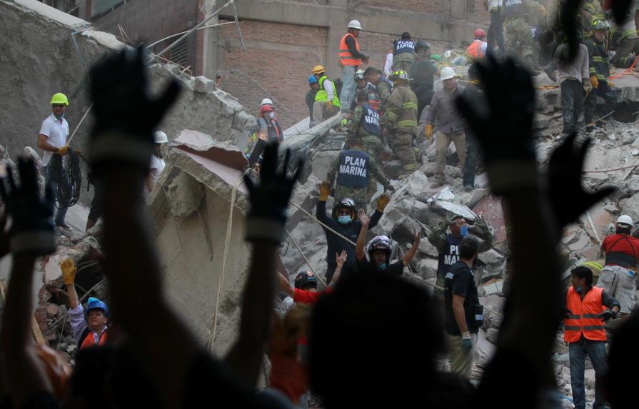 Ascienden a 224 los muertos en el terremoto de México