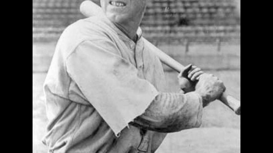 George Sisler habló con el bate