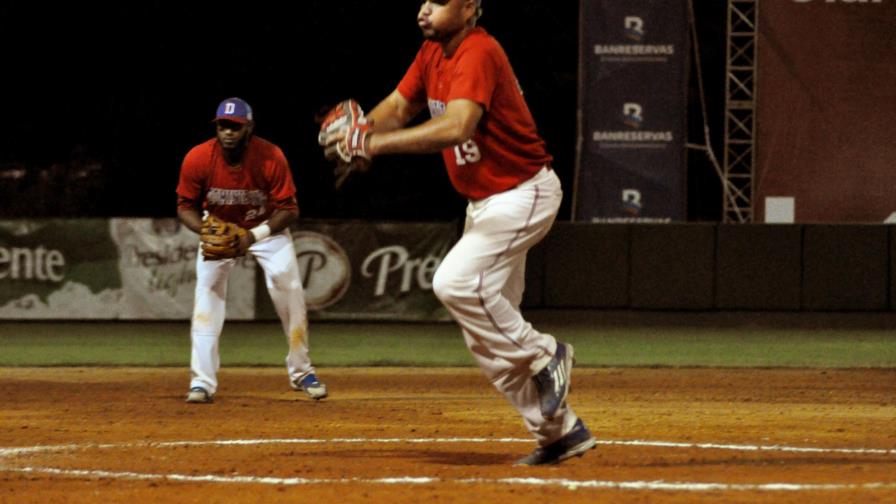 Dominicana vence a P. Rico y se acerca a la clasificación Dominicana vence a P. Rico y se acerca a la clasificación