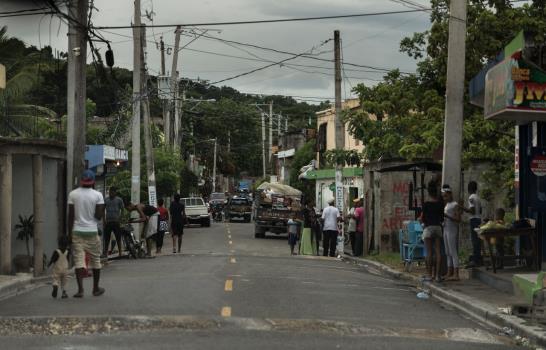 Moradores de sectores vulnerables en San Cristóbal toman sus propias precauciones