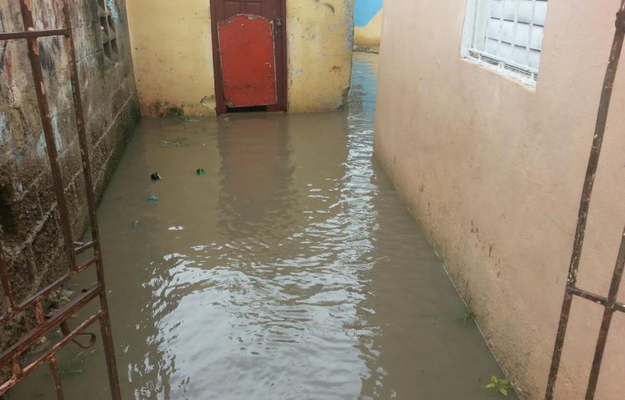 Rio Higuamo inunda viviendas de San Pedro de Macorís