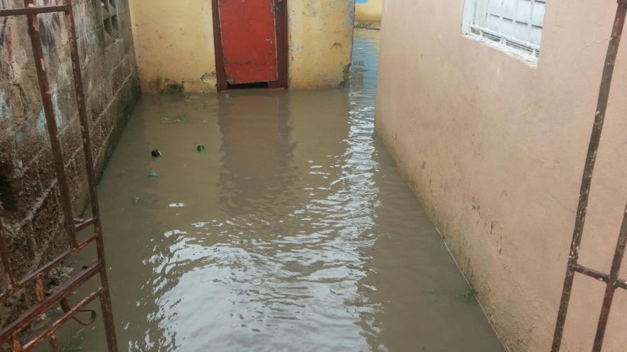 Rio Higuamo inunda viviendas de San Pedro de Macorís