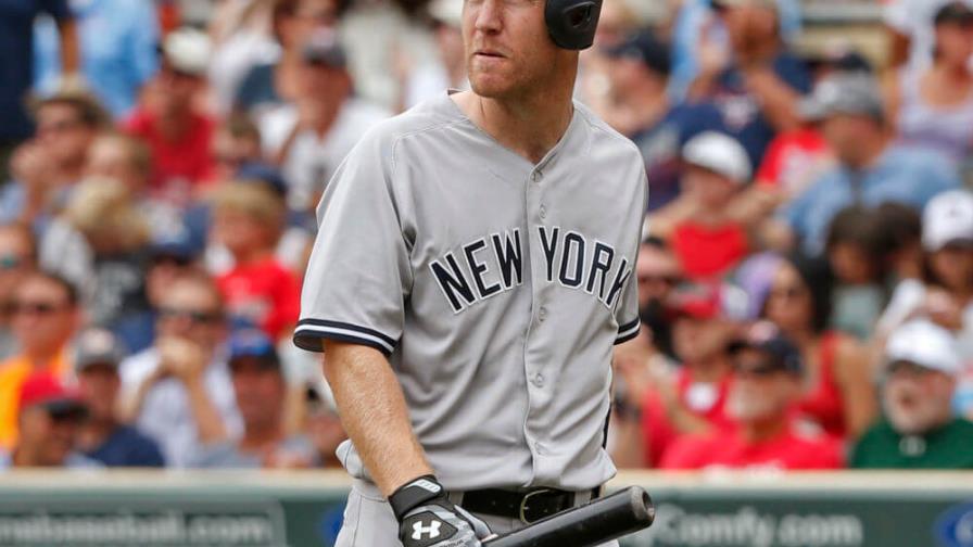 Concejal dominicano exige a los Yankees mallas para evitar que batazos golpeen fanáticos Concejal dominicano exige a los Yankees mallas para evitar que batazos golpeen fanáticos