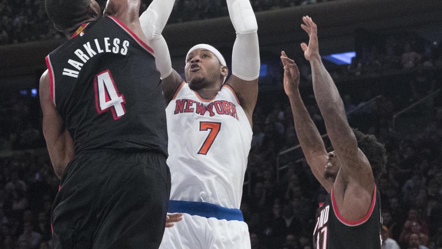 Knicks esperan a Carmelo Anthony en entrenamientos de pretemporada Knicks esperan a Carmelo Anthony en entrenamientos de pretemporada