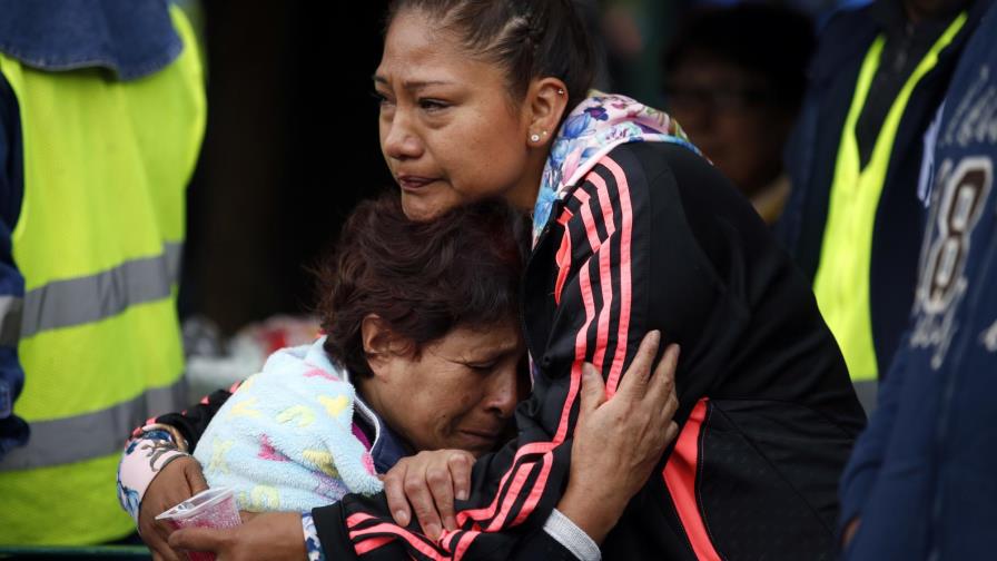 Familias de desaparecidos no pierden esperanzas tras sismo en México Familias de desaparecidos no pierden esperanzas tras sismo en México