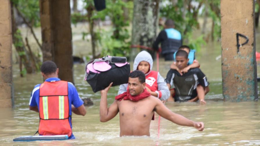 Puertos de Puerto Plata y Samaná fuera de servicio tras paso de huracán María