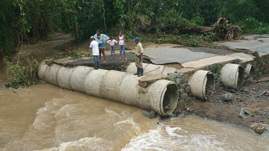 Tres municipios incomunicados por María en el Este Tres municipios incomunicados por María en el Este