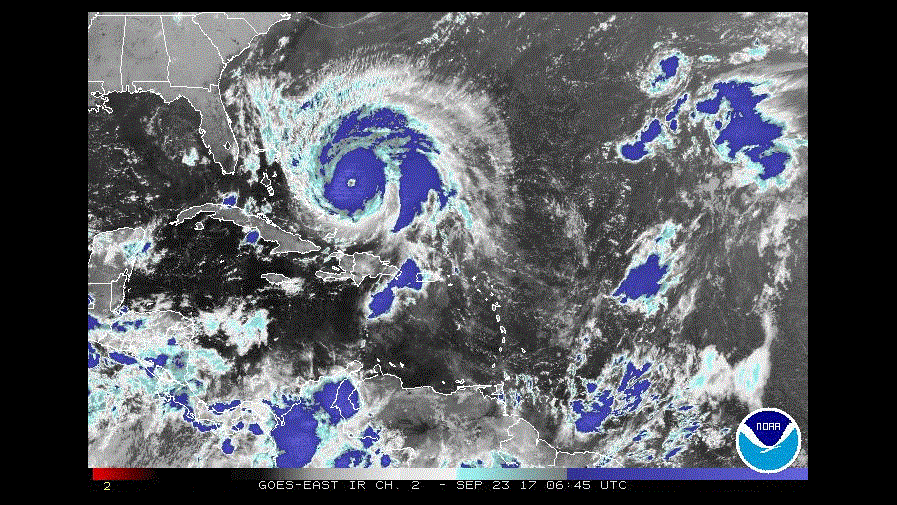 Lee puede llegar a huracán este fin de semana y María se aleja de tierra 