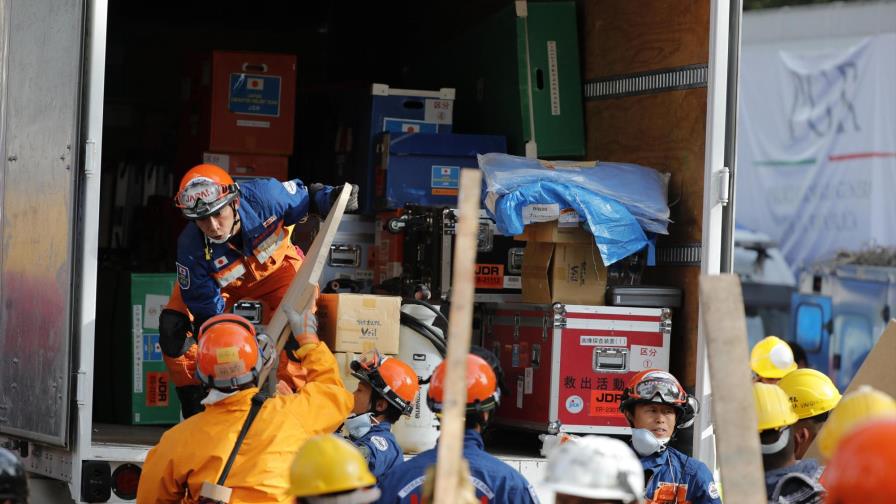 Venezuela envía 10,4 toneladas de enseres y alimentos no perecederos a México 