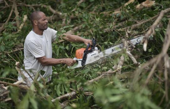 Puertorriqueños en MLB ayudan tras paso del huracán María 