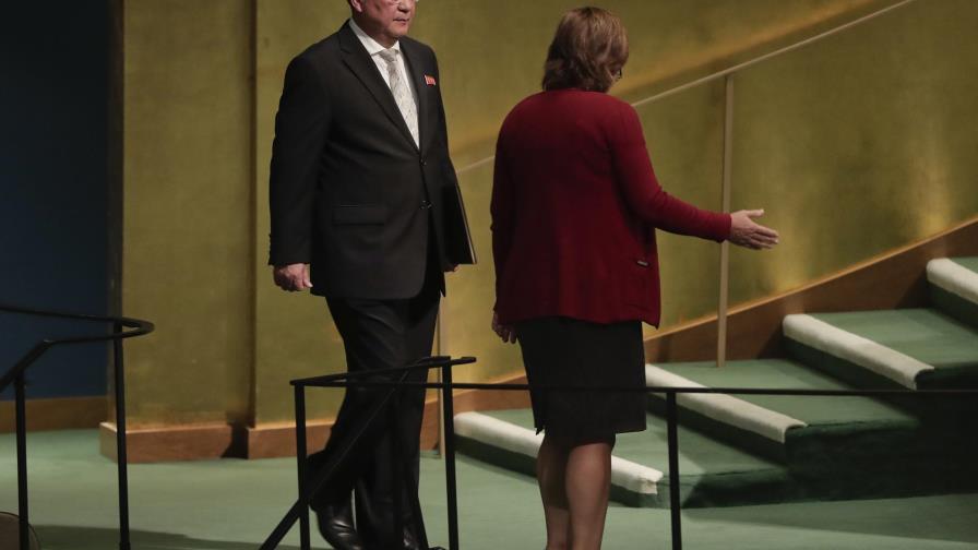 Siria dice ir ganando la guerra; Norcorea censura a Trump 