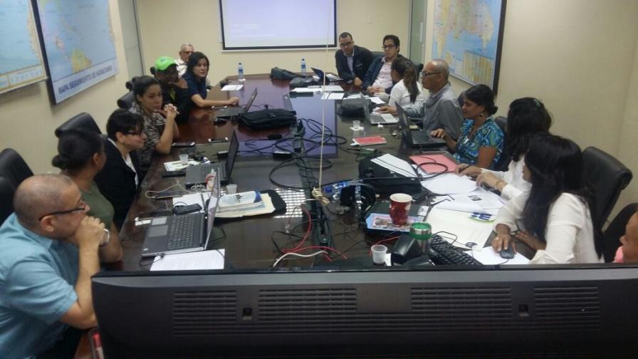 Ministerio de Salud interviene zonas inundadas con grupos de respuesta rápida