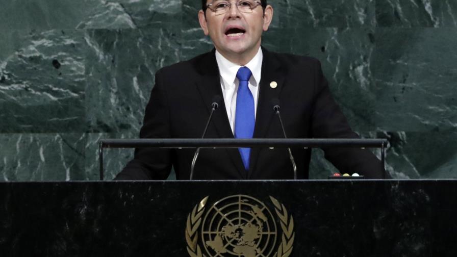 Juristas piden al Congreso guatemalteco levantar la inmunidad al presidente