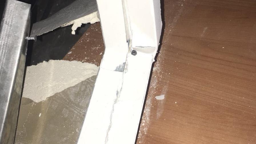 Colapsa estructura de metal de la recepción de Cámara de Diputados