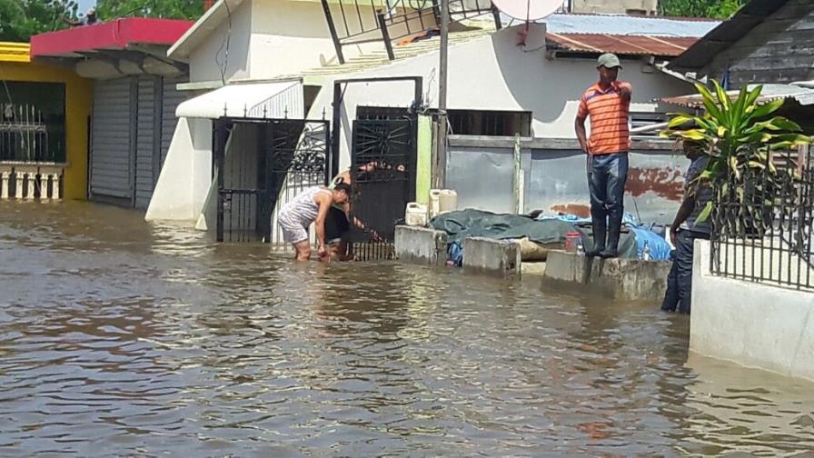 Presidente ordena construcción de obras para Montecristi