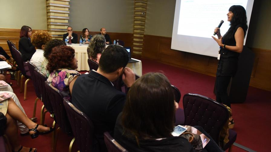 Plan reitera preocupación por embarazo adolescente