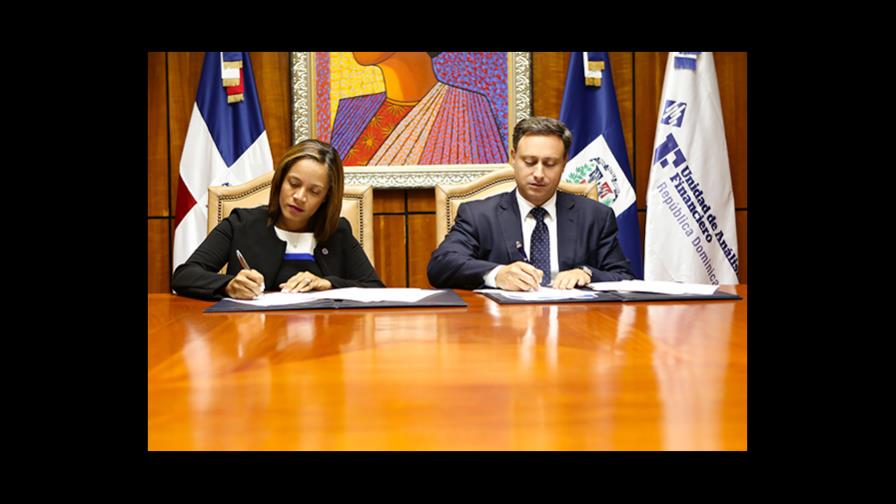 Ministerio Público y Unidad de Análisis Financiero ampliarán cooperación para combatir lavado de activos