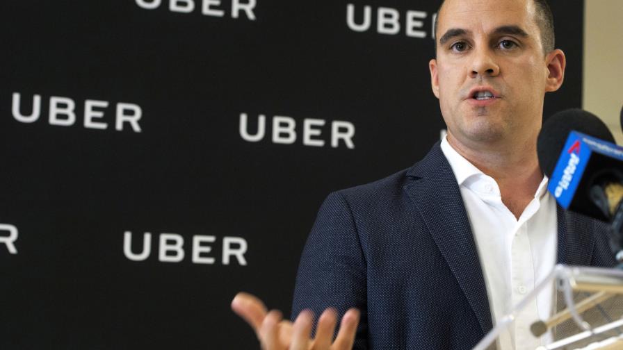 Uber dice que dejaría de operar en Quebec por nuevas leyes Uber dice que dejaría de operar en Quebec por nuevas leyes