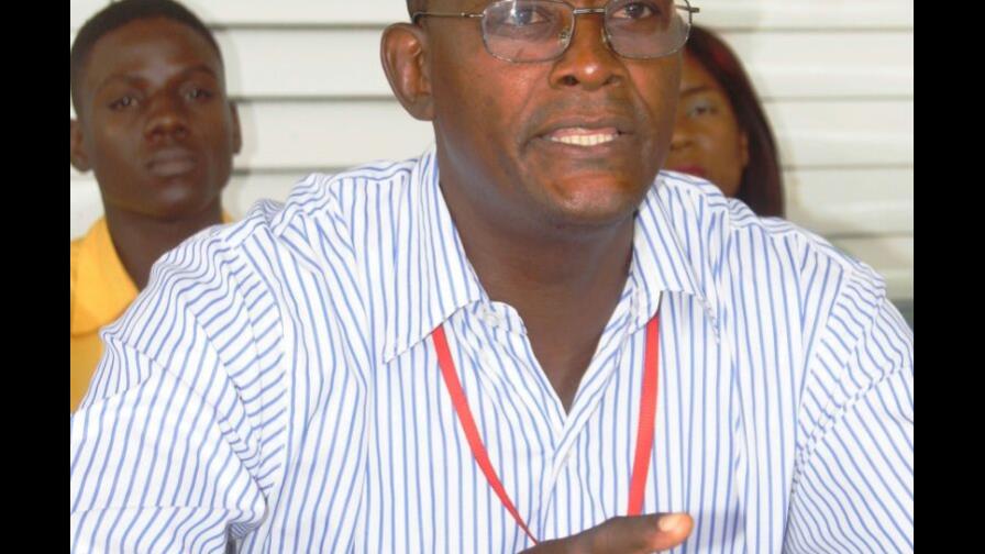 Centro Guanín en la comunidad de Guerra pide ayuda al presidente Medina