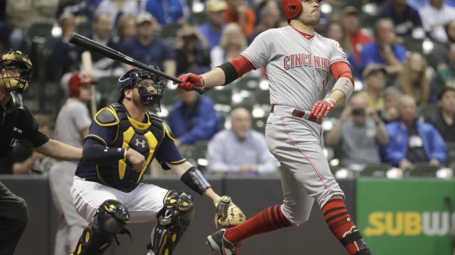 Rojos dan otro golpe a esperanzas de Cerveceros de avanzar a los playoffs