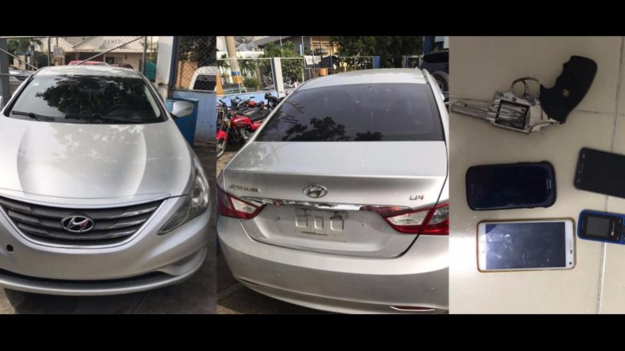 Detienen banda que tenía en zozobra a taxistas de Santo Domingo Este Detienen banda que tenía en zozobra a taxistas de Santo Domingo Este
