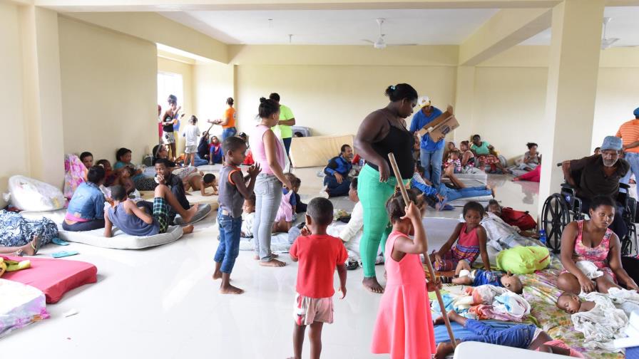 Huracanes Irma y María sacaron de sus hogares a más de 80 mil personas Huracanes Irma y María sacaron de sus hogares a más de 80 mil personas