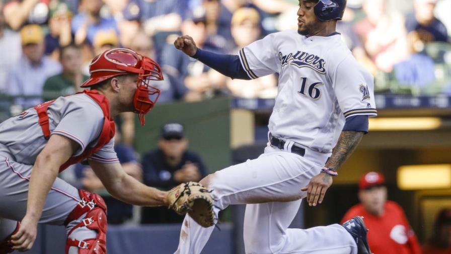 Cerveceros superan a Rojos; se acercan a 2 juegos de Rockies 