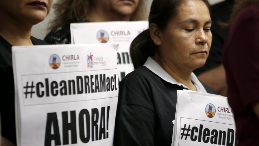 La mayoría de estadounidenses cree que “soñadores” deben quedarse en el país 