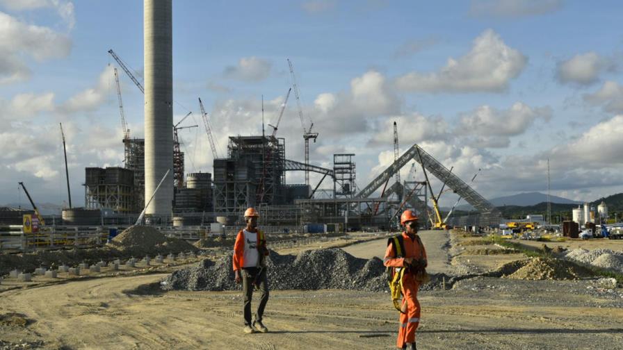 Trabajadores de Punta Catalina detienen operaciones por despidos Trabajadores de Punta Catalina detienen operaciones por despidos
