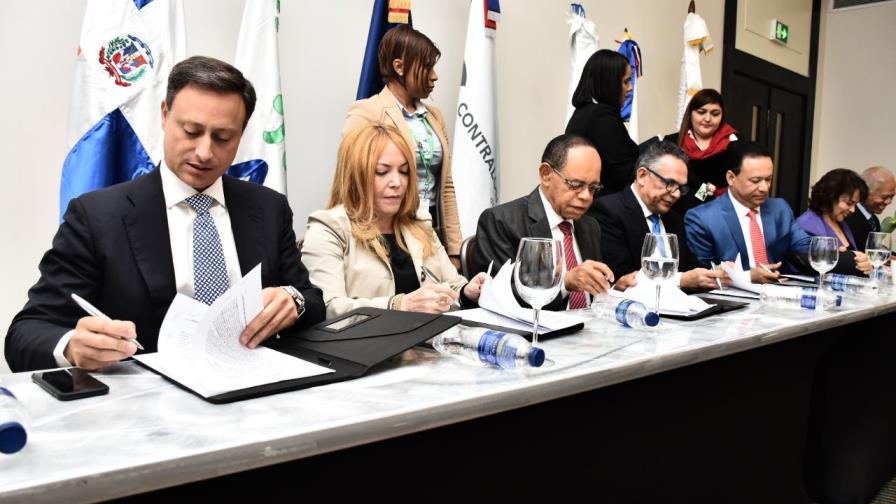 Instituciones anuncian la creación de mesas de buenas prácticas para fomentar transparencia gubernamental 